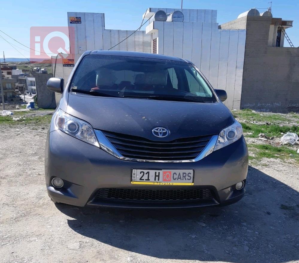 تويوتا سيينا